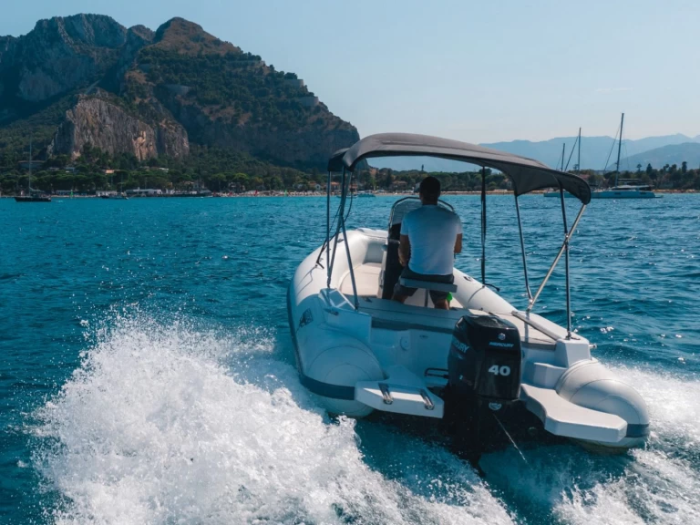 Hire RIB with or without skipper Trimarchi Palermo