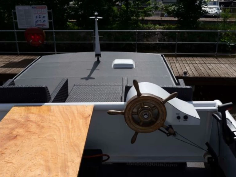 Hire a Traweller YB35 České Vrbné