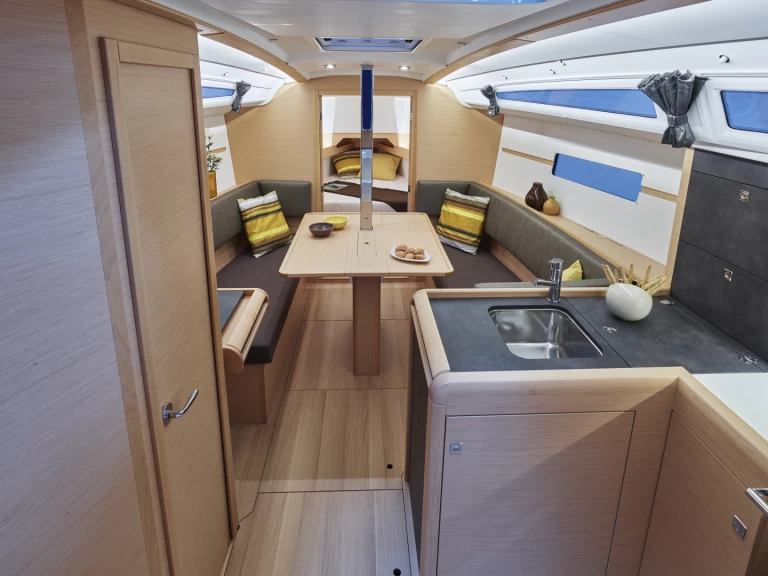 Yacht hire Sitges cheap Sun Odyssey 349