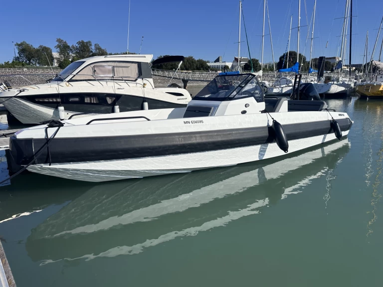 Yacht charter La Rochelle - Iron Boat 707 on SamBoat