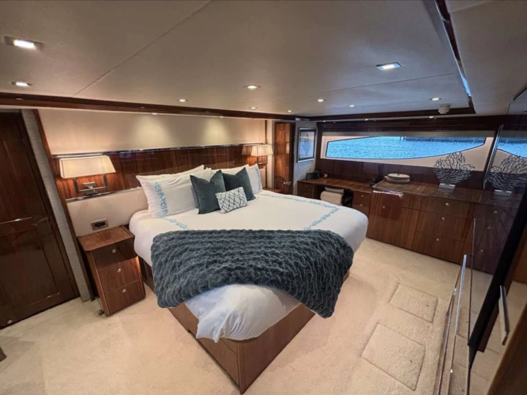 Hire Luxury Yacht Viking Yachts with a boat licence