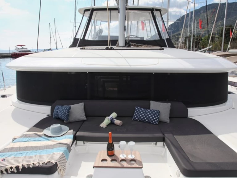 Catamaran to hire Benitses at the best price