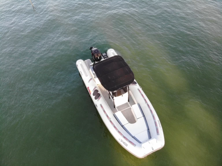 Yacht charter Lège-Cap-Ferret - Bwa Bwa 750 on SamBoat