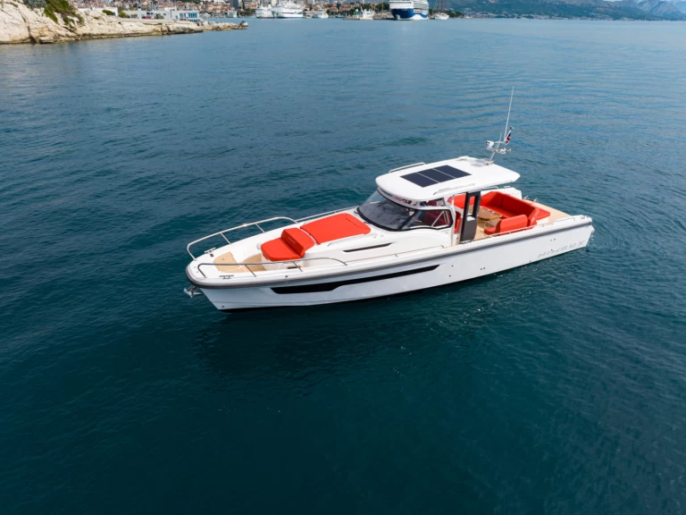 Hire Motorboat with or without skipper Nimbus Split