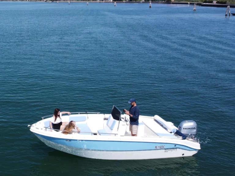 Hire a Kolmarine Open Teorema 20 Venice