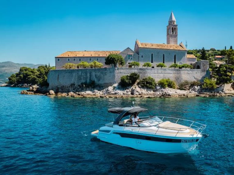 Bavaria BMB 29 Sport DC charter bareboat or skippered in  Dubrovnik