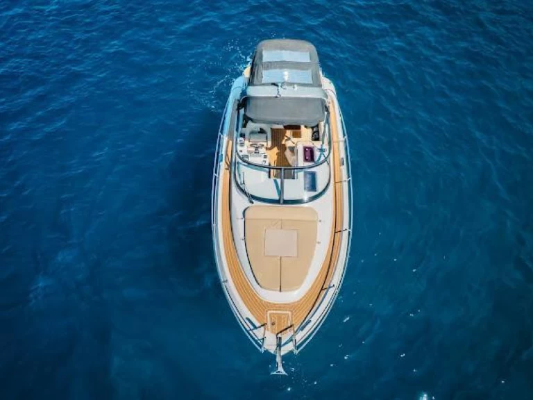 Yacht charter Dubrovnik - Bavaria BMB 29 Sport DC on SamBoat