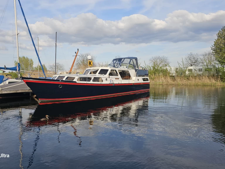 Motorboat hire in Gemeente Zeewolde - Rijo  R 40
