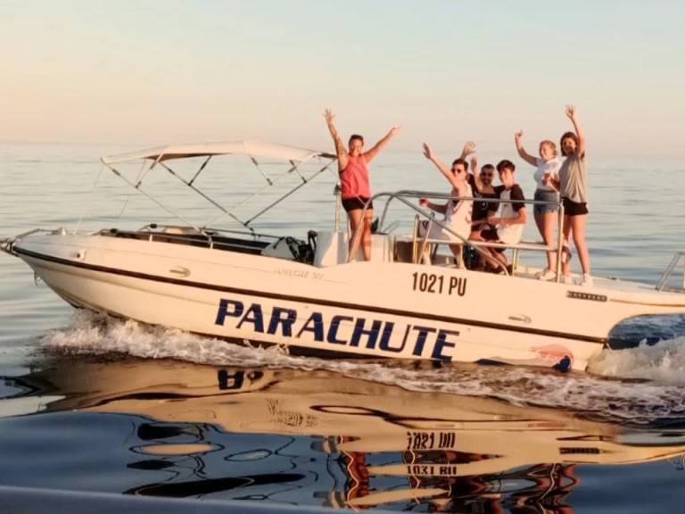 SURFRIDER  APACHE WARRIOR 27 charter bareboat or skippered in  Pula