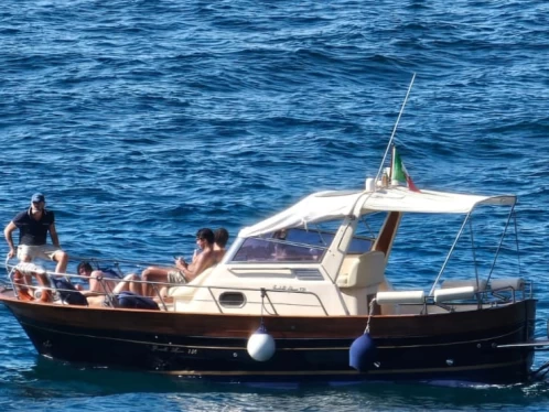 Motorboat hire in Marina di Puolo - Fratelli Aprea Sorrento 7,50 open cruise
