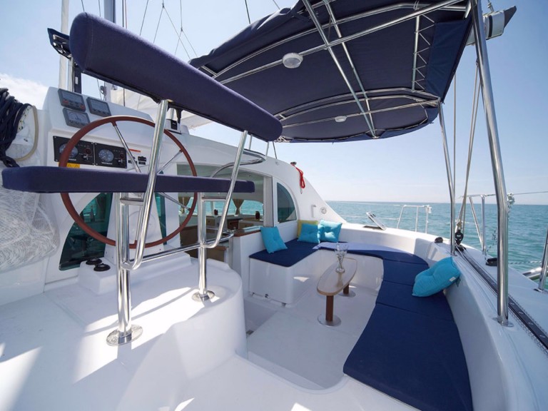 Lagoon Lagoon 380 S2 charter bareboat or skippered in  Tikehau