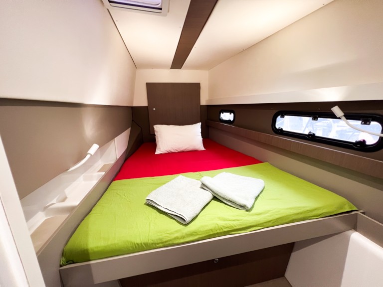 Charter a Bali Catamarans Bali 4.1 in Tikehau on Samboat