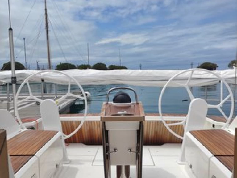 Sailboat to hire Göcek at the best price