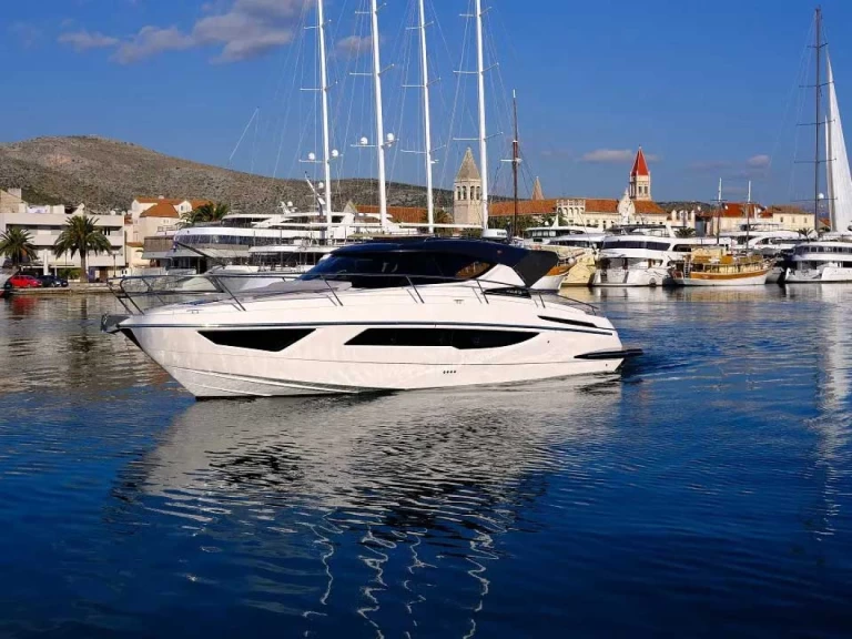 Luxury Yacht hire in Trogir - Focus Focus Power 36