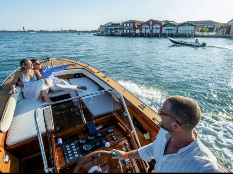 Hire a Barena Open Venice