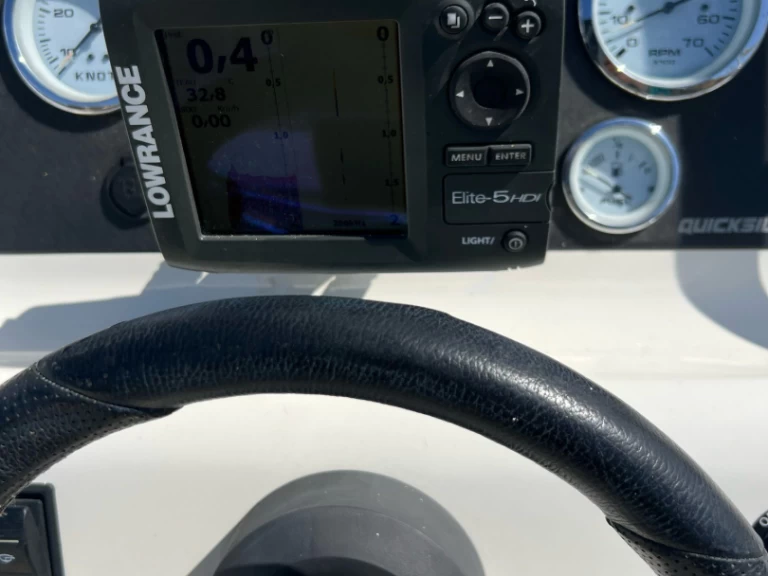 Charter a Quicksilver Activ 505 Open in Marseille on Samboat