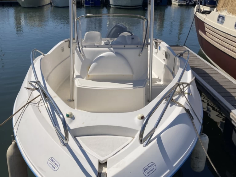 Quicksilver Quicksilver 635 WA Commander charter bareboat or skippered in  Rouen