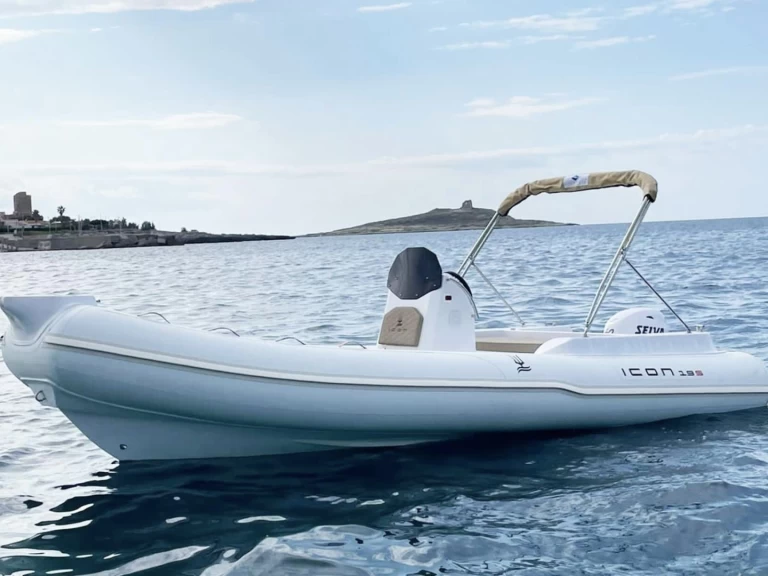 Hire RIB icon with a boat licence