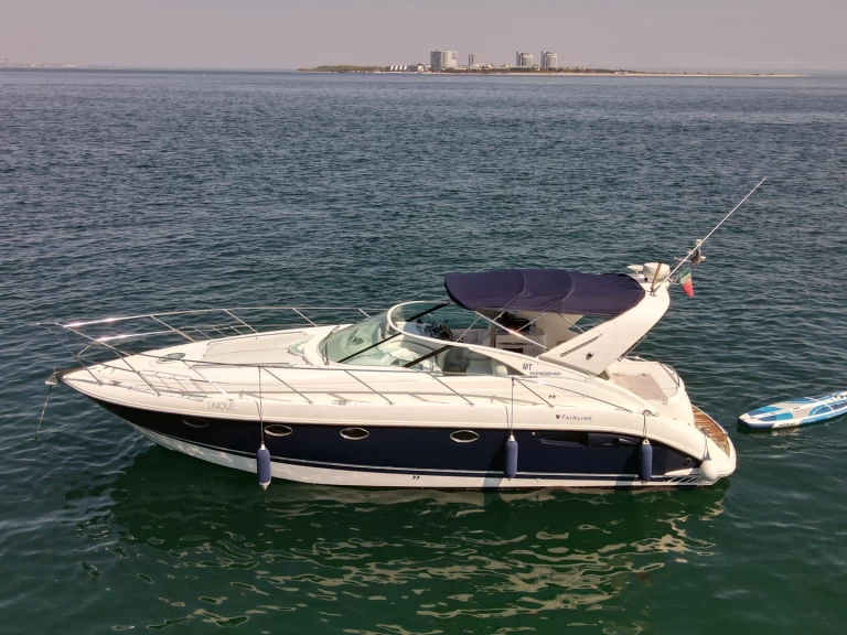 Fairline Targa 40 charter bareboat or skippered in  Comporta
