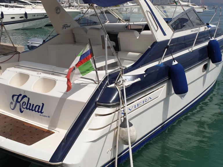 Hire a Princess Princess 366 Riviera Gaeta