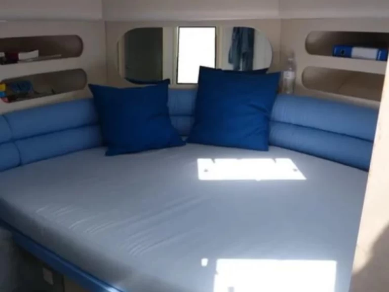 Hire a Princess Princess 366 Riviera Gaeta