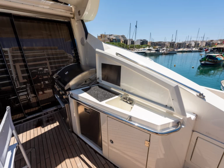 Luxury Yacht to hire St. Julian's at the best price