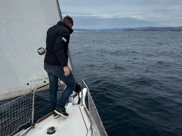 Hire a Jeanneau Sun Odyssey 349 Bandol