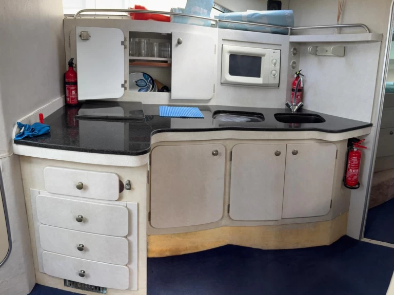 Yacht charter Marina de Portimão - Birchwood SD34 Turbo on SamBoat