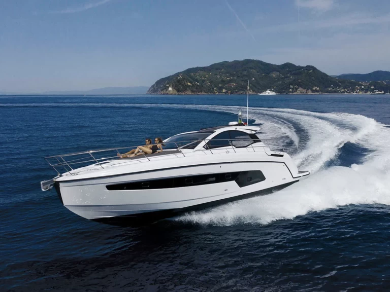 Motorboat to hire Monaco at the best price