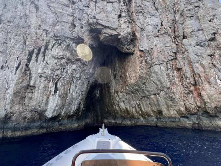 Hire a HNC 690 690 Heraklion