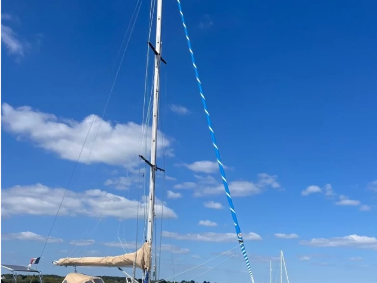 Yacht charter Baden - Wauquiez Pretorien on SamBoat