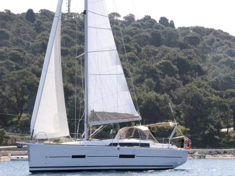 Hire Sailboat Dufour with a boat licence