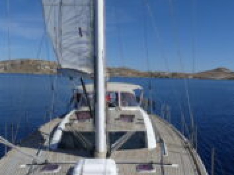 Hire a Cnb-Yachts Bordeaux 60 Toulon