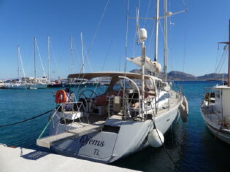 Yacht hire Toulon cheap Bordeaux 60