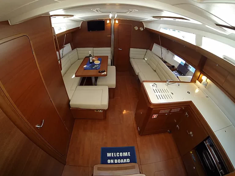 Sailboat hire in Toulon - Dufour Dufour 412 Grand Large