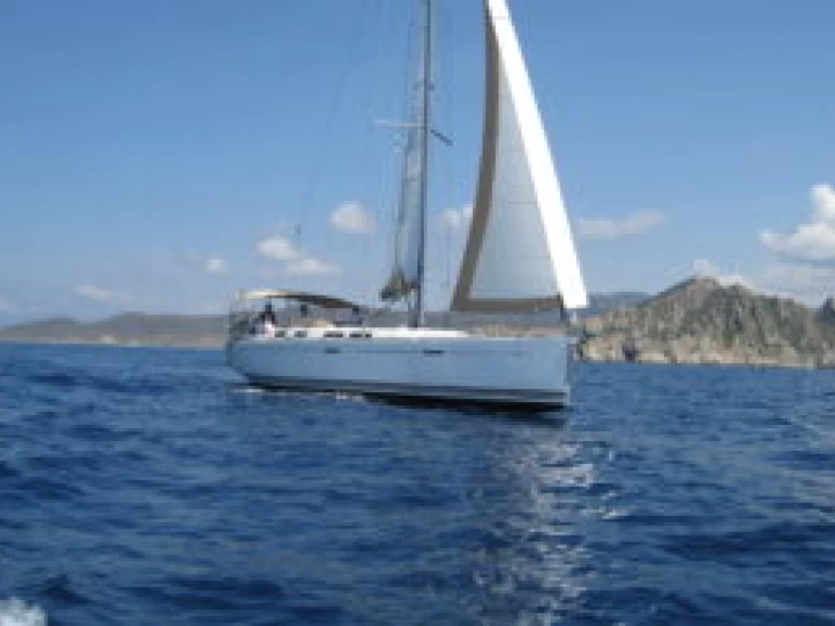 Hire a Dufour Dufour 425 Grand Large Toulon