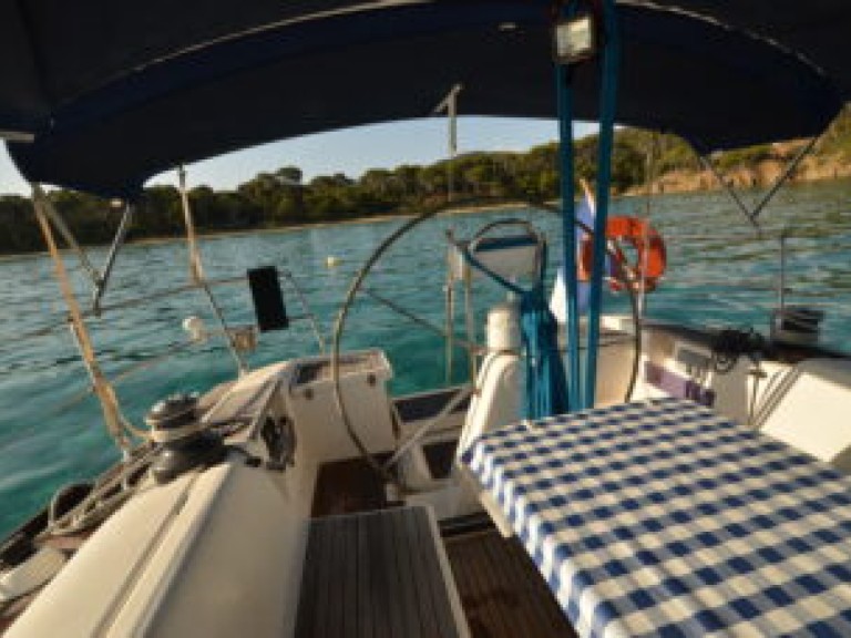Hire Sailboat with or without skipper Dufour Toulon