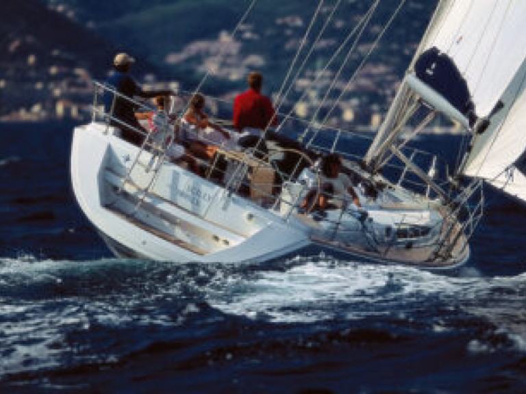 Hire Sailboat with or without skipper Jeanneau Toulon