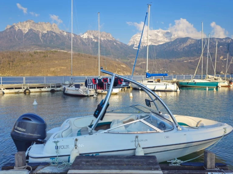 Yacht charter Saint-Jorioz - Four Winns Horizon 170 on SamBoat