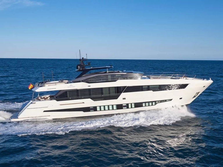 Hire a Astondoa 100 Century Tivat