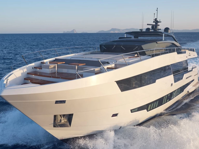 Yacht hire Tivat cheap 100 Century