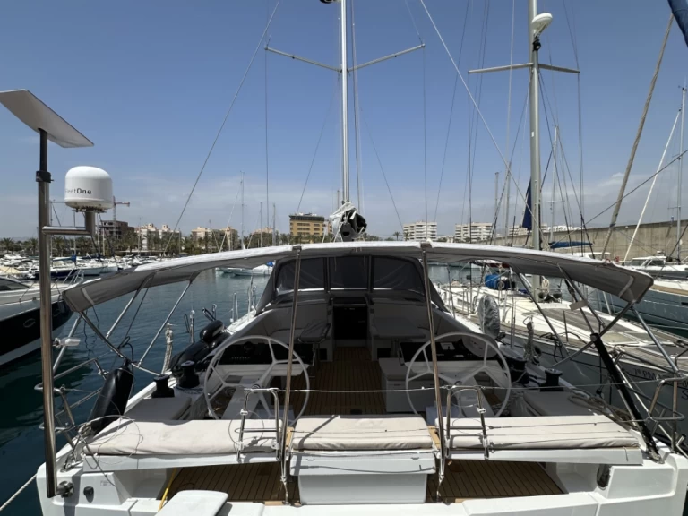 Sailboat hire in La Savina - Hanse Hanse 510