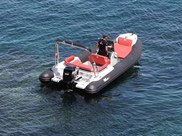 Motorboat to hire Calvi at the best price