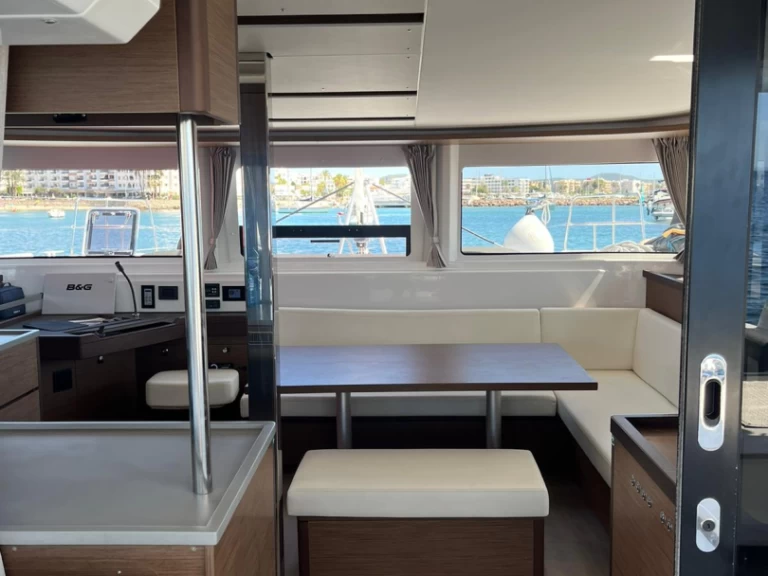 Yacht hire Sant Antoni de Portmany cheap Lagoon 46