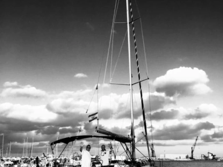 Hire a Bavaria Bavaria 38 Cruiser Roda de Barà