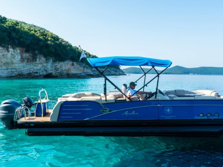 Charter a Aqualon 8.4M in Nomós Thesprotías on Samboat