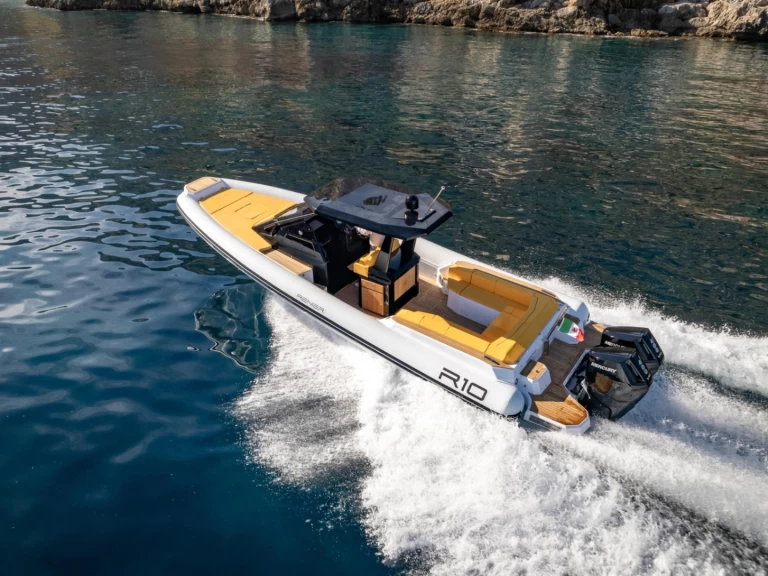 Yacht charter Mahón - CANTIERI RENIER R10 on SamBoat
