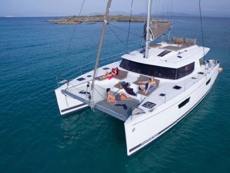 Hire Catamaran with or without skipper Fountaine Pajot La Paz