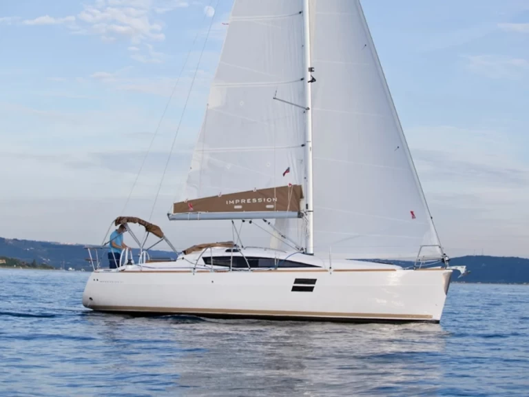 Charter a Elan Impression 35 in Pula on Samboat
