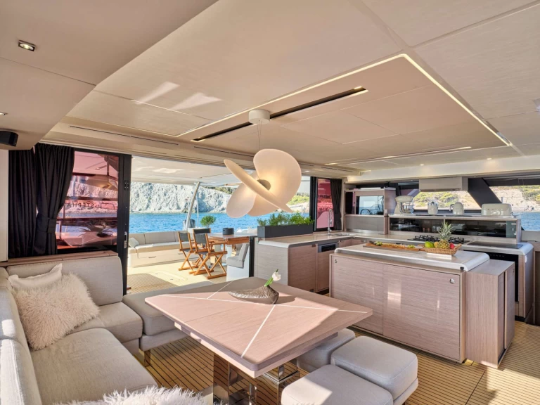 Hire Luxury Yacht Fountaine Pajot with a boat licence
